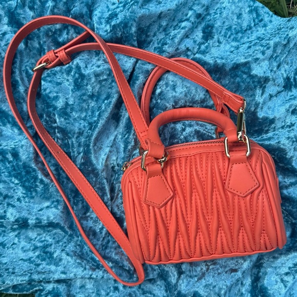 Forever 21 Handbags - Forever 21 Coral Mini Quilted Bag